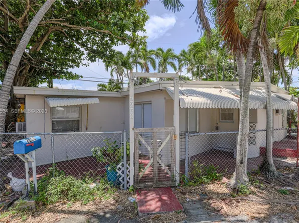 2250 NE 136th St #0, Miami, FL 33181