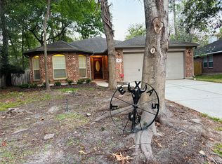 62 Drifting Shadows Cir, Conroe, TX 77385