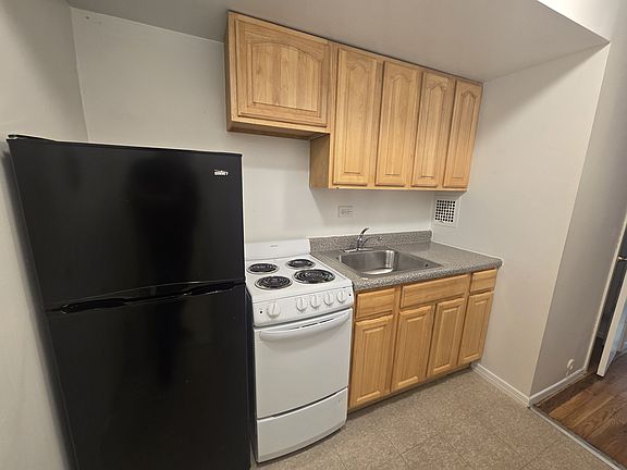 5th image of 31-28 29th St #5F