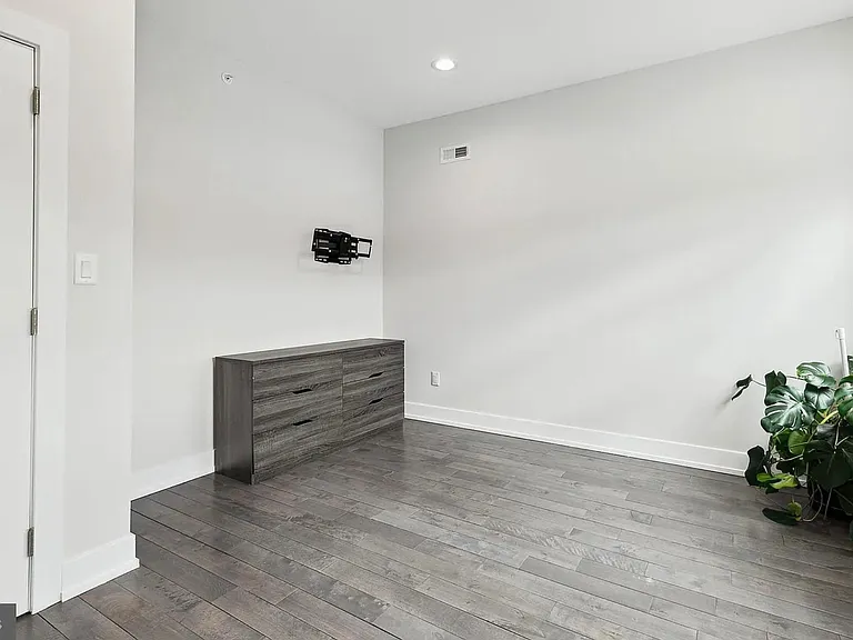 2813 Tilton St — Photo 18