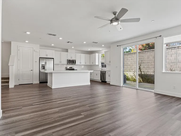 6921 Peak Way — Photo 51