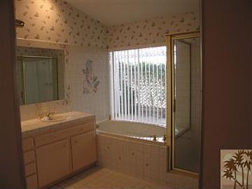 4th image of 41371 Balaclava Dr