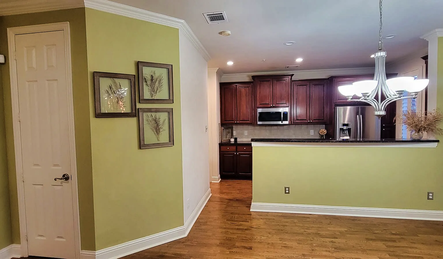 3 bed, 1678 sqft, $2,500 — Photo 4