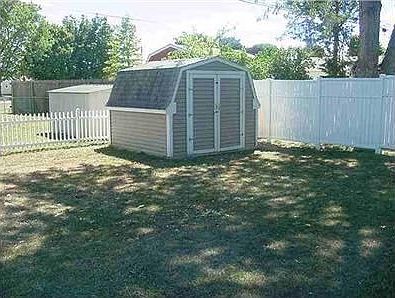 4th image of 23 Gail Ln