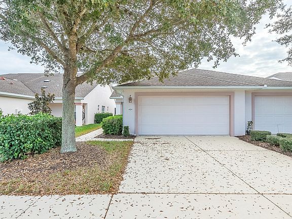 2nd image of 1404 Coconut Palm Cir