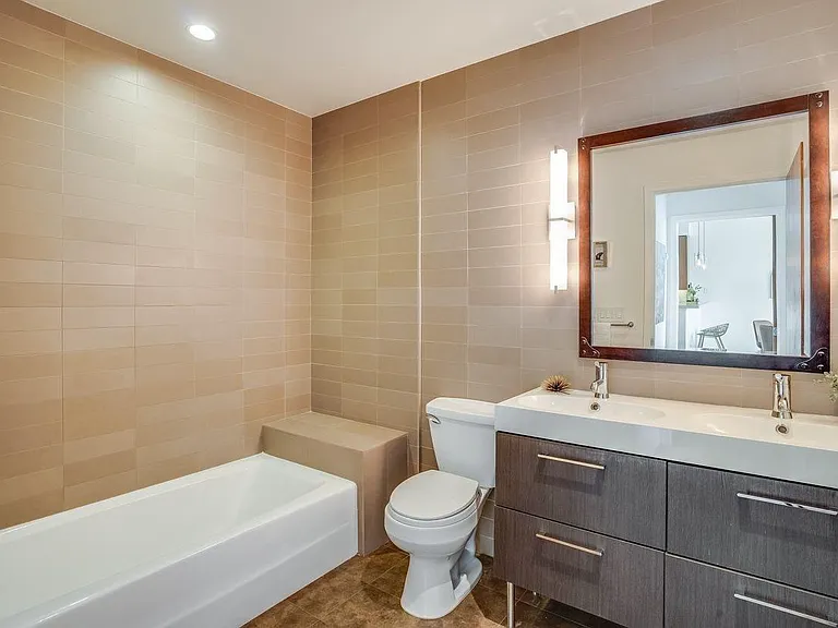 818 Van Ness Ave #804 — Photo 9