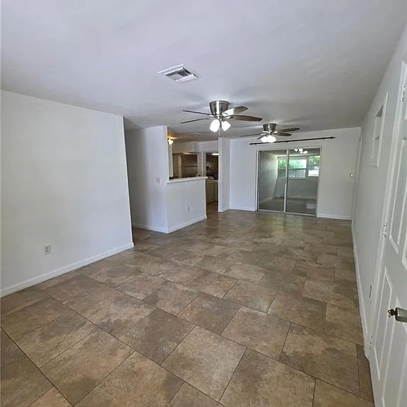 2103 Unity Ave — Photo 11