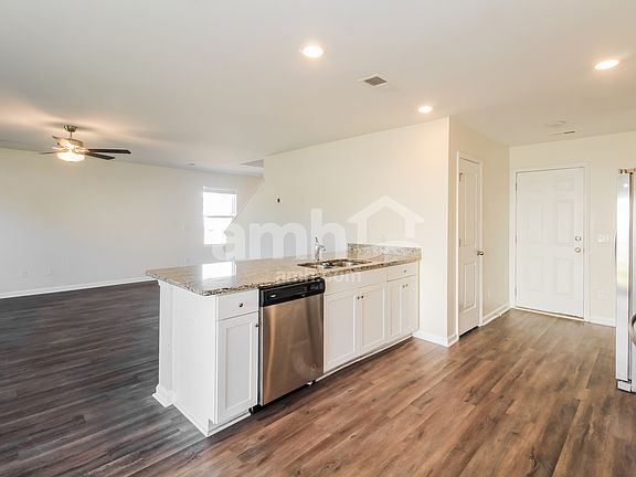 5th image of 1351 John Swann St