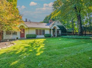 395 N Little Tor Rd, New City, NY 10956