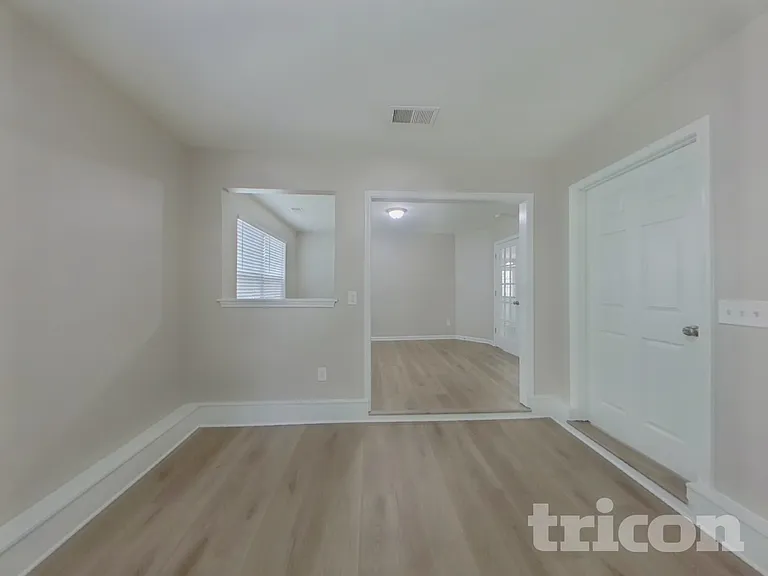 158 Bonhomme Cir — Photo 14