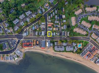 32 Merwin Ave, Milford, CT 06460