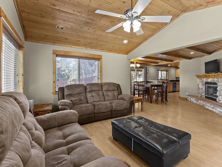 307 Heath Dr #1 — Photo 20