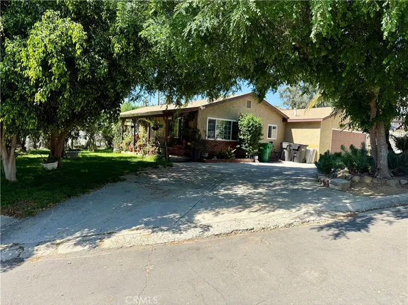 19107 Lyle Ave, Corona, CA 92881