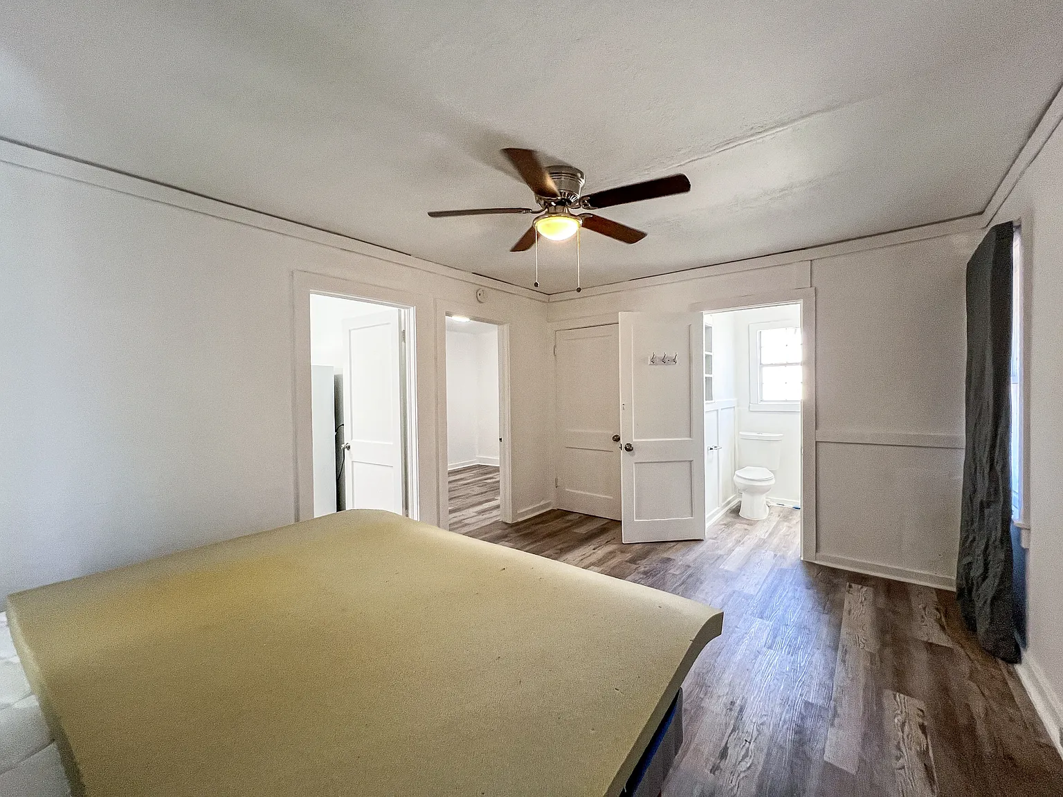 483 South Central Avenue - 1 — Photo 2