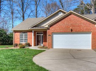 373 Northbridge Dr, High Point, NC 27265