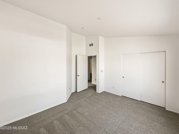 4th image of 9330 E Lochnay Ln