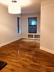 Rented by Metropolis Real Estate of Manhattan