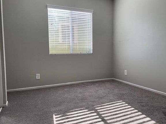 4th image of 121 S Avenue 52 APT B