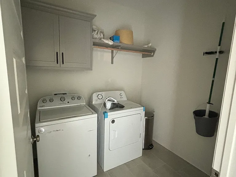 103 Bijou Dr — Photo 22