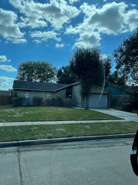 1st image of 5019 Parkridge Dr
