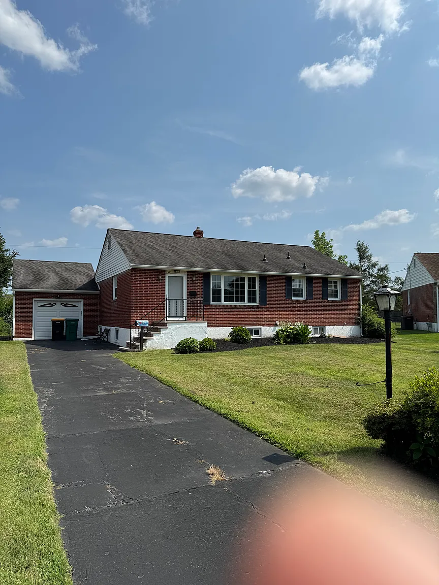 10 Dorking Ct photo 1