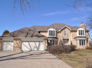 1520 Evergreen Ln, Darien, IL 60561