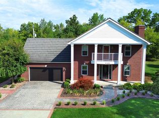 2182 Wiggins Rd, Fenton, MI 48430