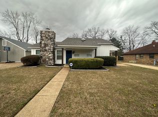 6180 Scarlet Leaf Dr, Memphis, TN 38141