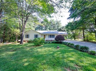 2939 Pine Ridge Rd, Asheboro, NC 27205