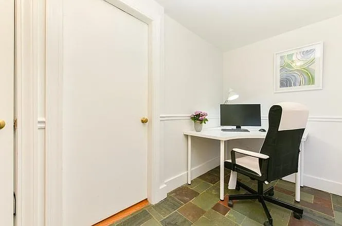 15 Keswick St #4 — Photo 3