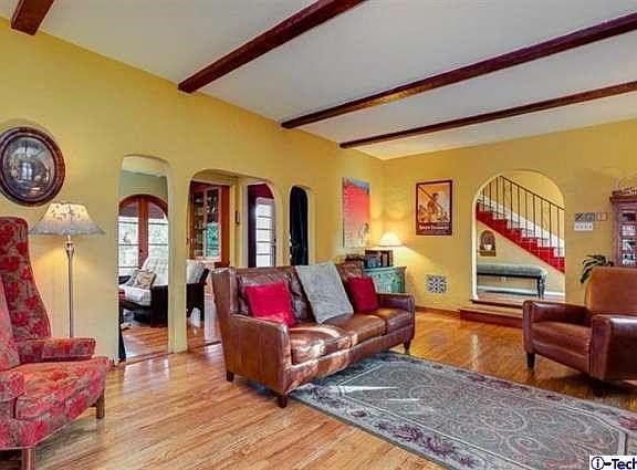 4th image of 1852 West Dr