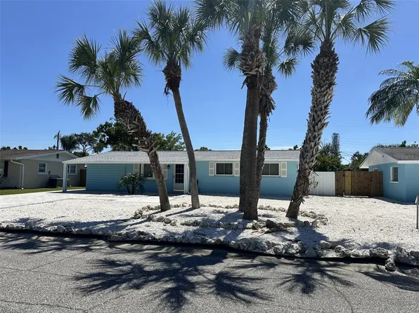 3160 Eden Mills Dr, Sarasota, FL 34237