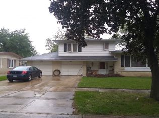 420 N Illinois Ave, Glenwood, IL 60425