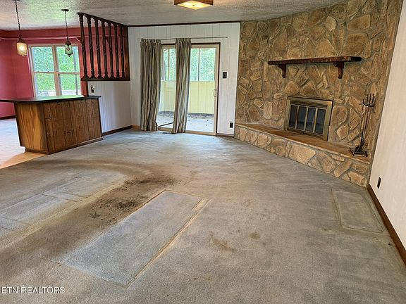 4th image of 1930 Plumb Creek Cir