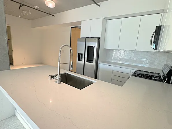353 Bonneville Ave Unit 421, Las Vegas, NV 89101