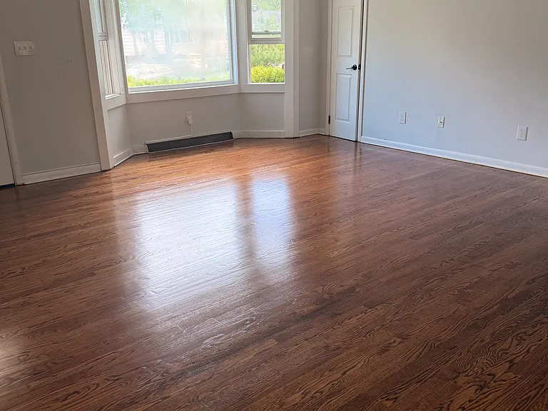 61 Cherry Ave — Photo 3