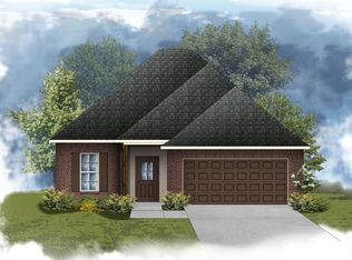 2102 Orleans Dr, Lake Charles, LA 70611
