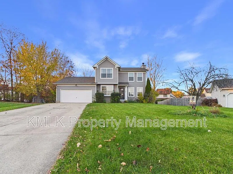5241 Silver Maple Ln
