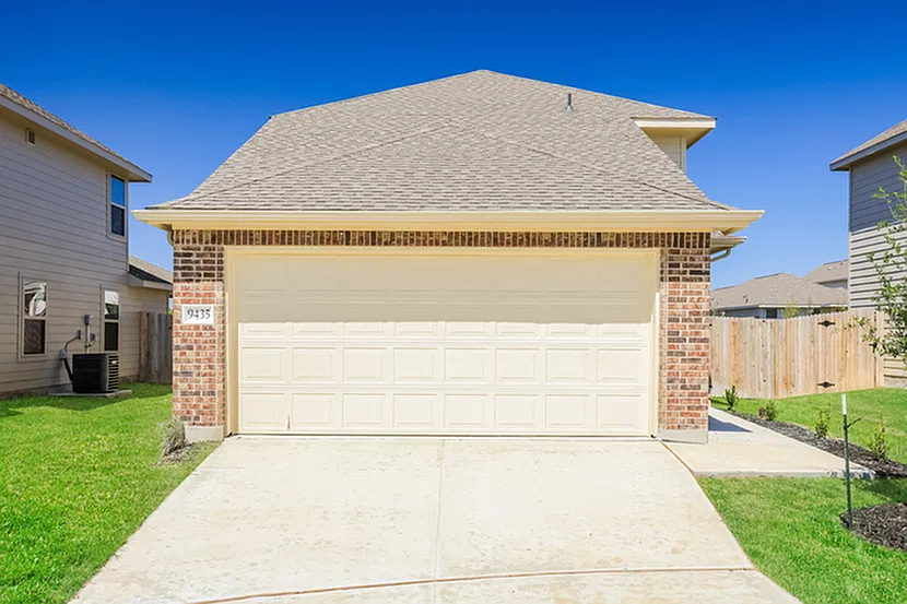 9435 Dogwood Hl