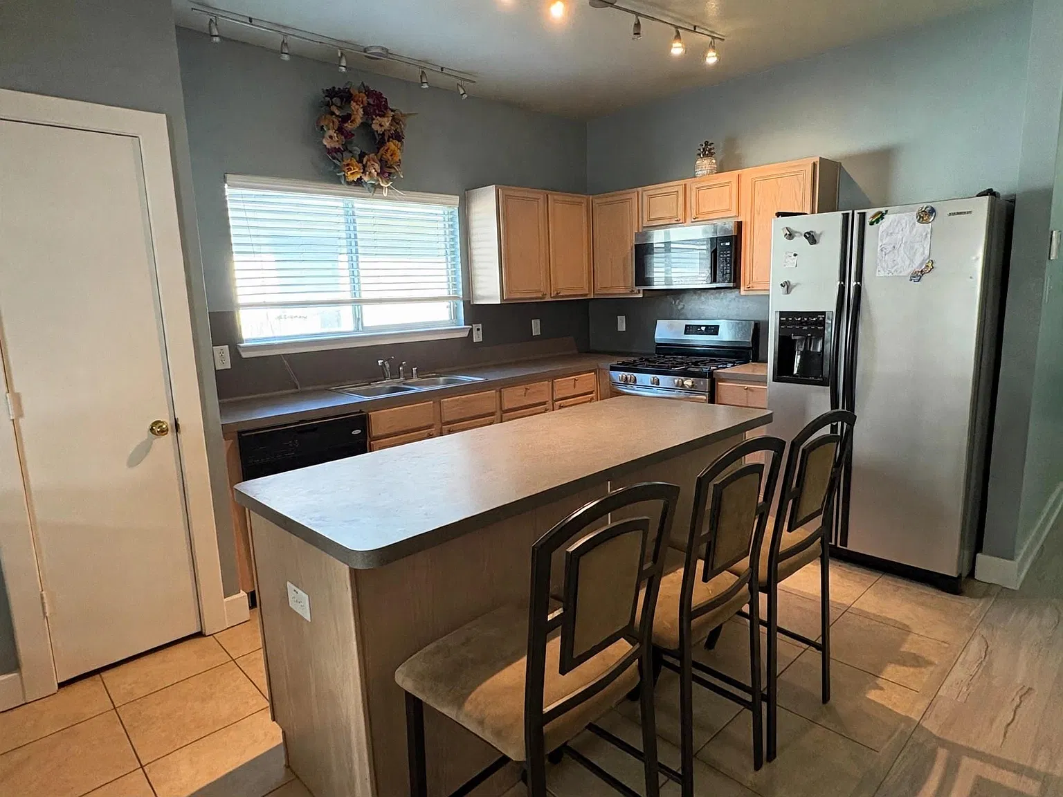 1 bed, 1.0 bath, 1632 sqft, $700 — Photo 3