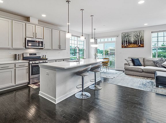 5th image of 1421 N Charles Ave