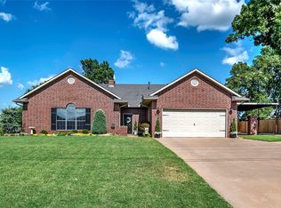 1104 S Rozell Ln, Chandler, OK 74834
