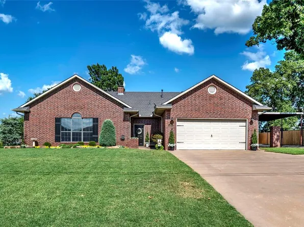 1104 S Rozell Ln, Chandler, OK 74834