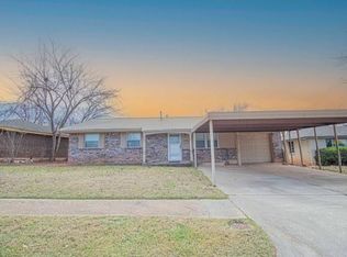 3412 Overland Dr, Del City, OK 73115