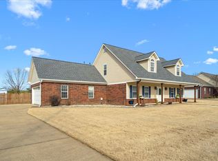 308 Windy Oaks Dr, Munford, TN 38058