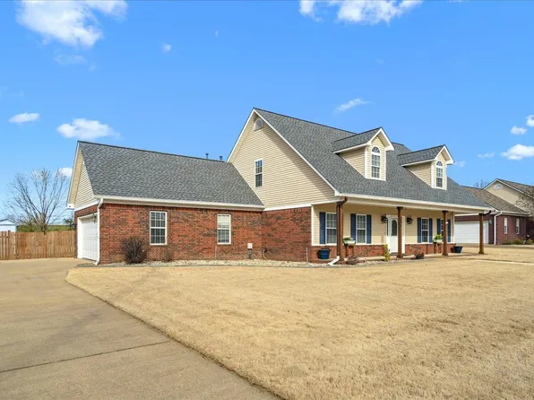 308 Windy Oaks Dr, Munford, TN 38058