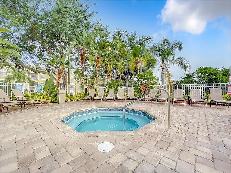 2306 Silver Palm Dr #105 — Photo 44