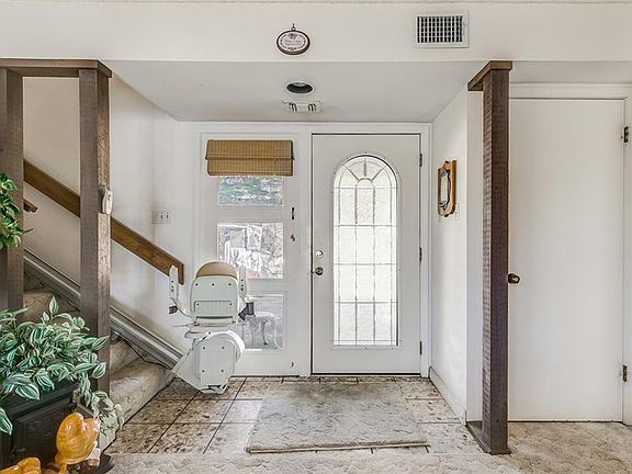 5th image of 4103 Crescent Dr