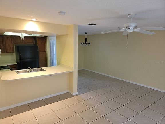 4th image of 2464 Summerfield Way #1