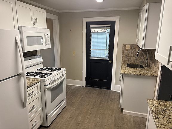 5th image of 330 N Sans Souci Ave #1/2